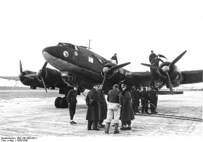 Bundesarchiv Bild 146-2005-0011 FW 200 -Condor-